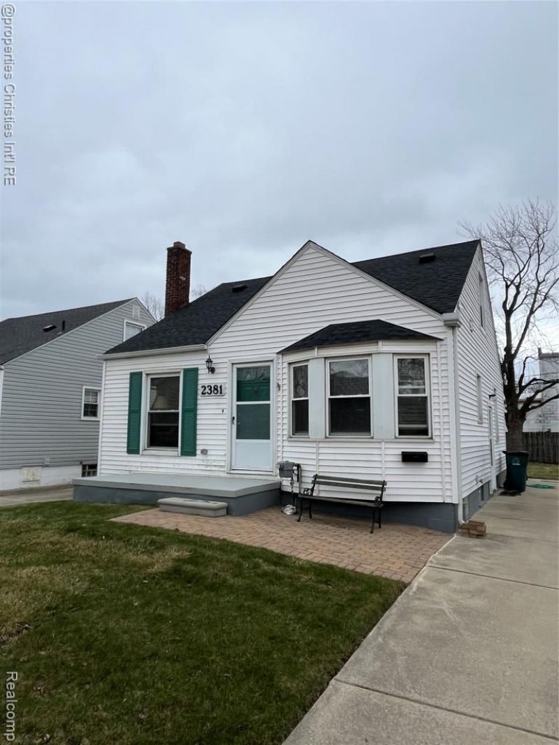 2381 Princeton Road, Berkley, MI 48072 Main Photo