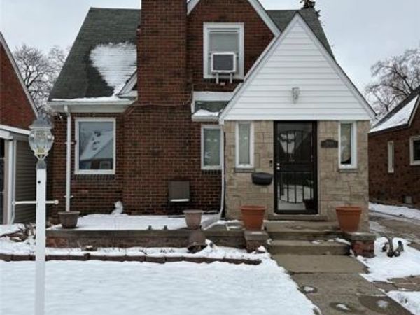 18668 Robson Street, Detroit, MI 48235
