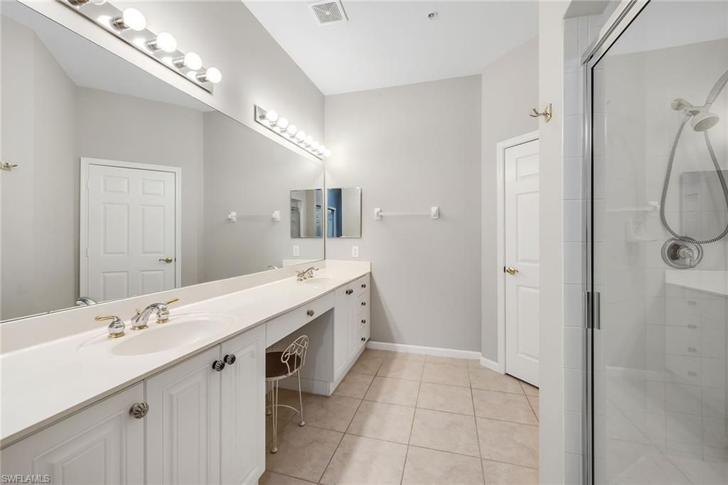3945 Deer Crossing Ct, Unit 202, Naples, FL 34114 Photo