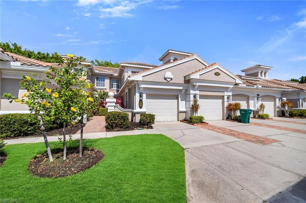 3945 Deer Crossing Ct, Unit 202, Naples, FL 34114 Photo