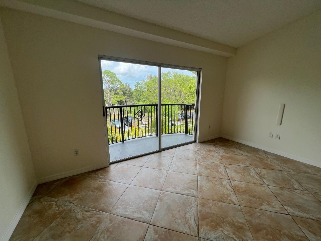 500 Crestwood Court N, Unit 517, Royal Palm Beach, FL 33411 Photo