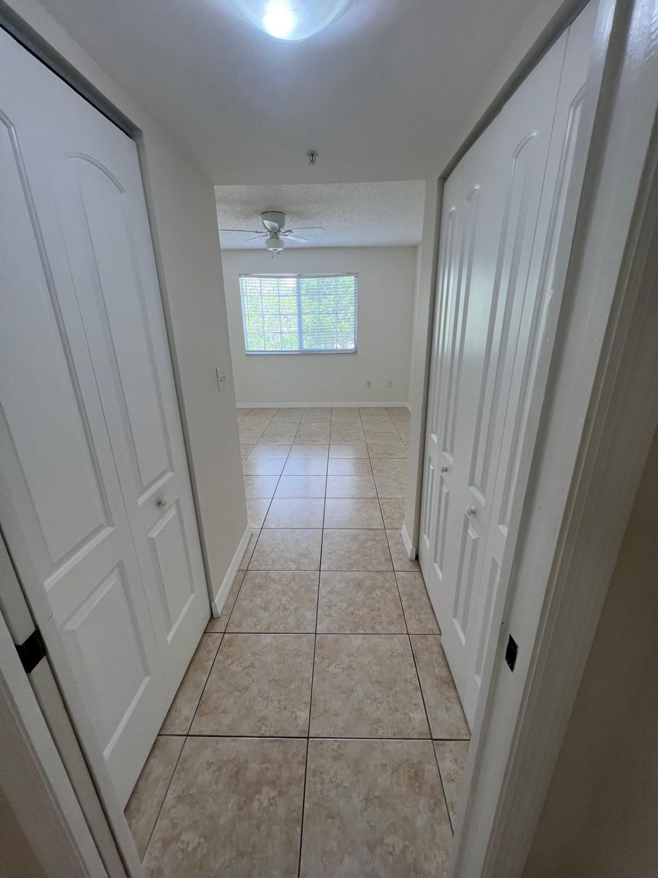 500 Crestwood Court N, Unit 517, Royal Palm Beach, FL 33411 Photo