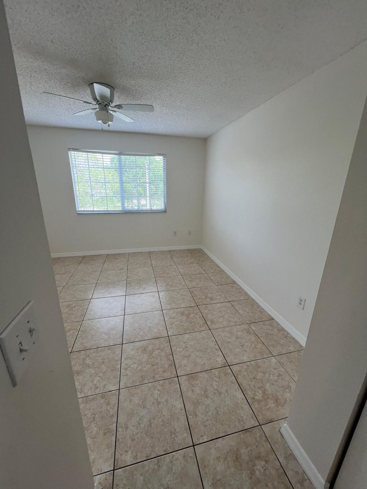 500 Crestwood Court N, Unit 517, Royal Palm Beach, FL 33411 Photo