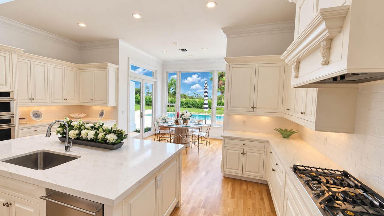 677 Village Road, North Palm Beach, FL 33408 Photo
