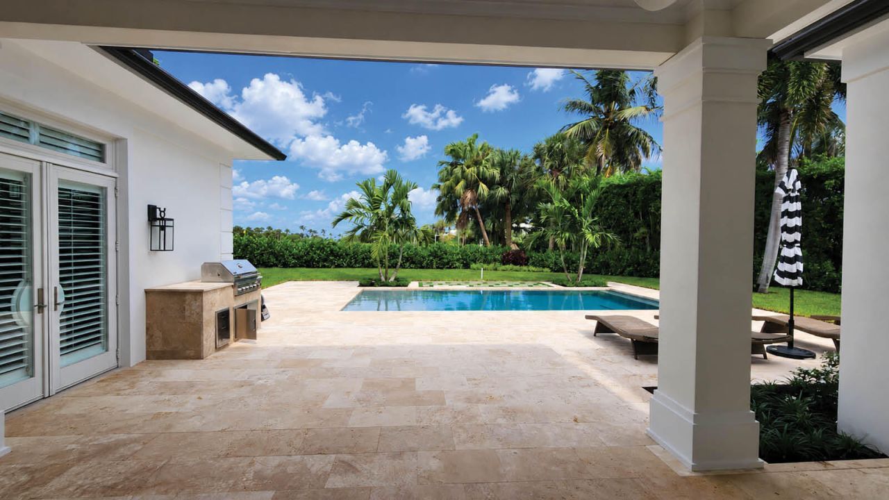 677 Village Road, North Palm Beach, FL 33408 Photo