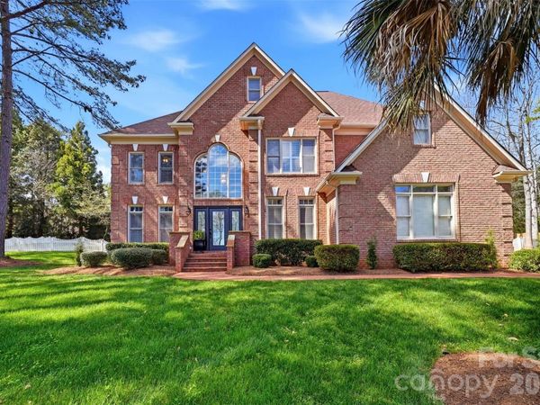 6041 Bluebird Hill Lane, Matthews, NC 28104