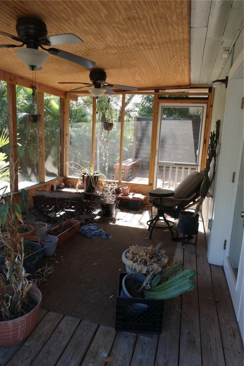 800 E Harbor Drive S, Saint Petersburg, FL 33705 Photo