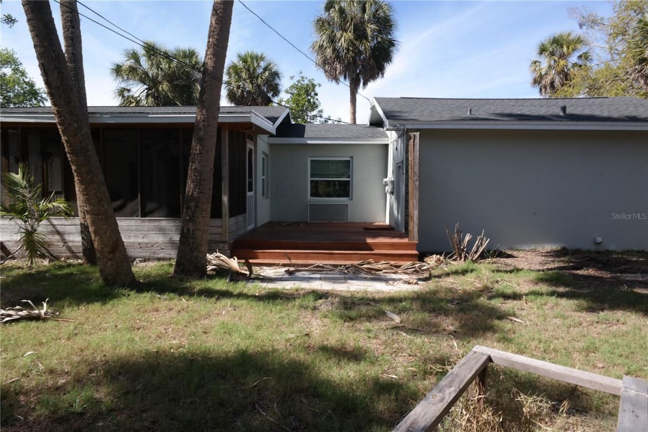 800 E Harbor Drive S, Saint Petersburg, FL 33705 Photo