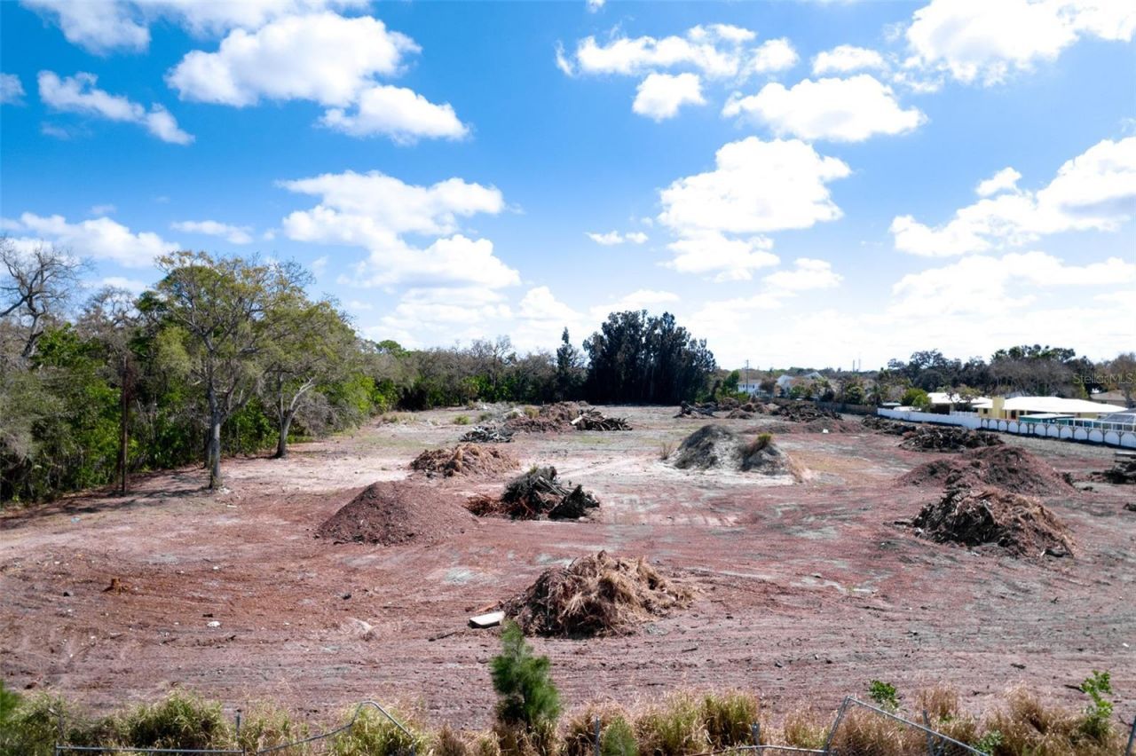 4101 S School Avenue , Sarasota, FL 34231 Photo