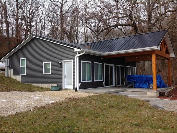 25501 206th Avenue, Manchester, IA 52057