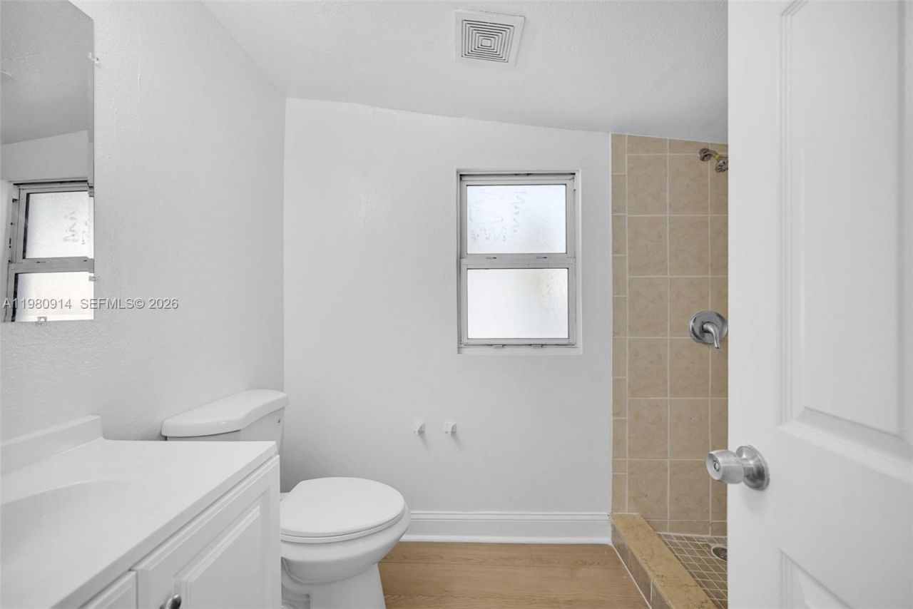 299 NW 43rd, Unit St, Miami, FL 33127 Photo