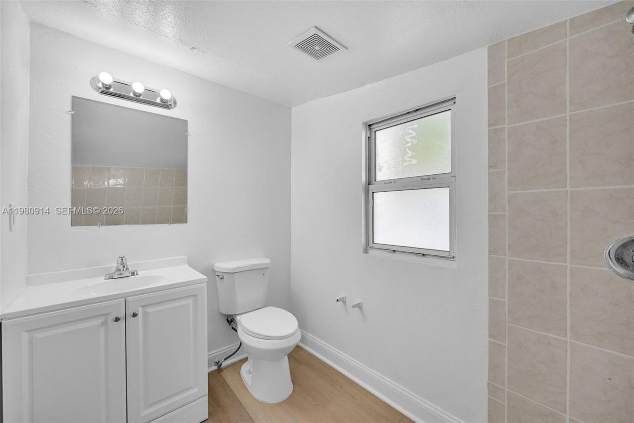 299 NW 43rd, Unit St, Miami, FL 33127 Photo