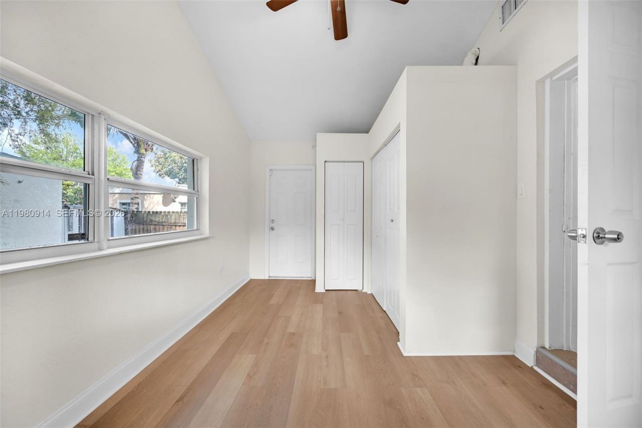 299 NW 43rd, Unit St, Miami, FL 33127 Photo