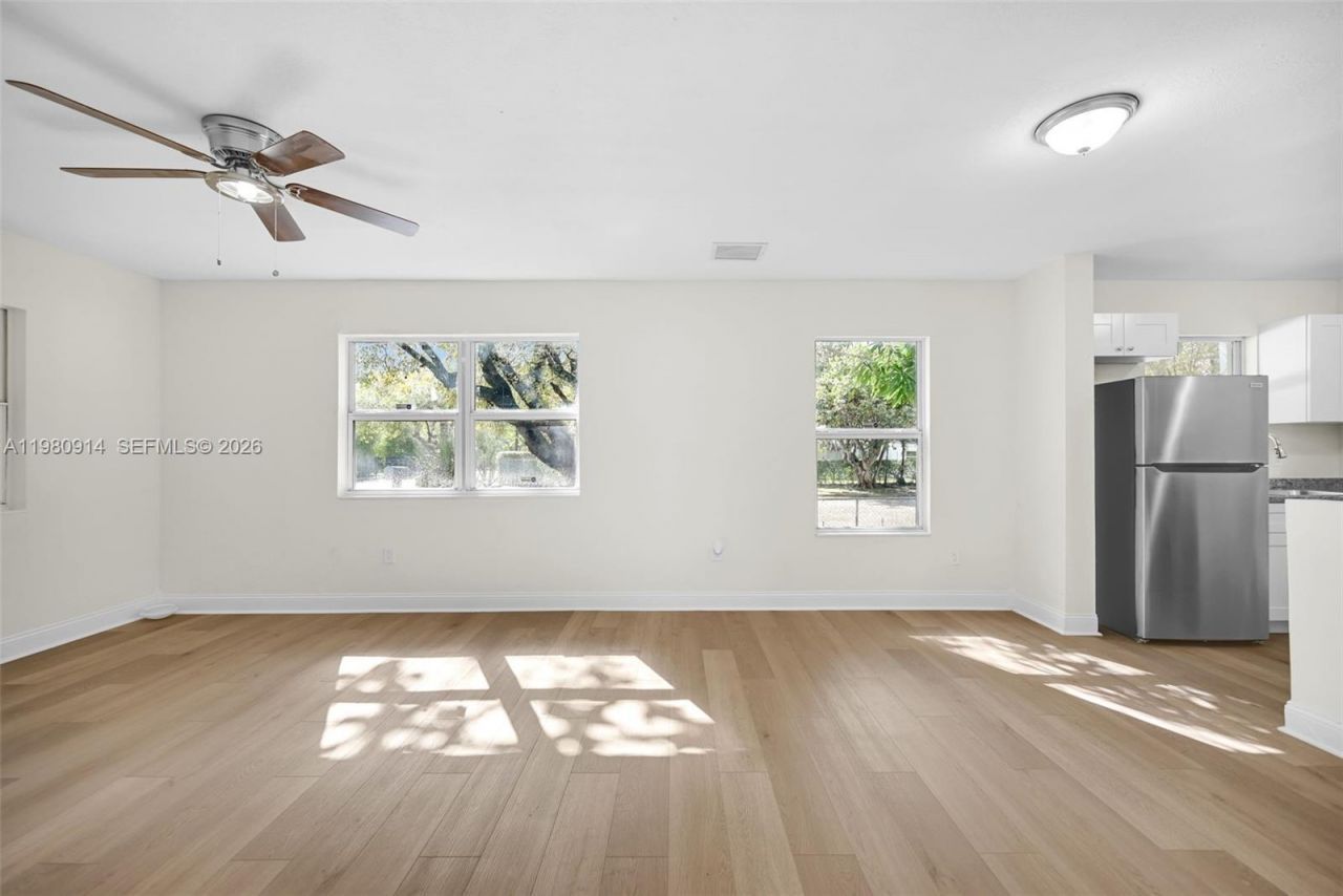 299 NW 43rd, Unit St, Miami, FL 33127 Photo