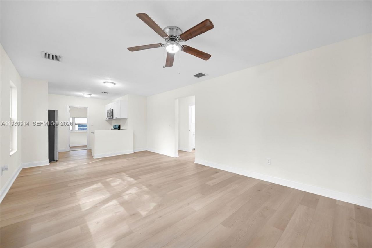 299 NW 43rd, Unit St, Miami, FL 33127 Photo