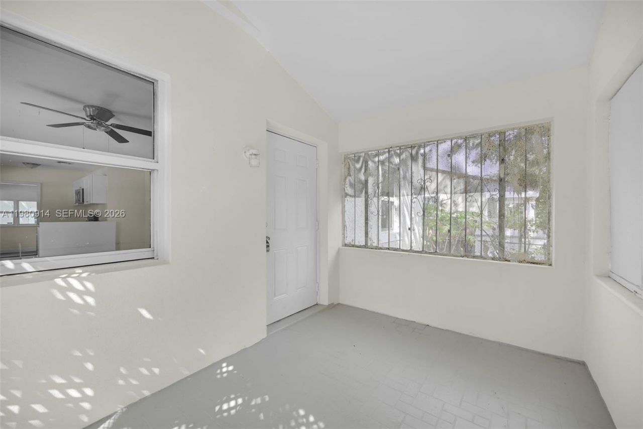 299 NW 43rd, Unit St, Miami, FL 33127 Photo