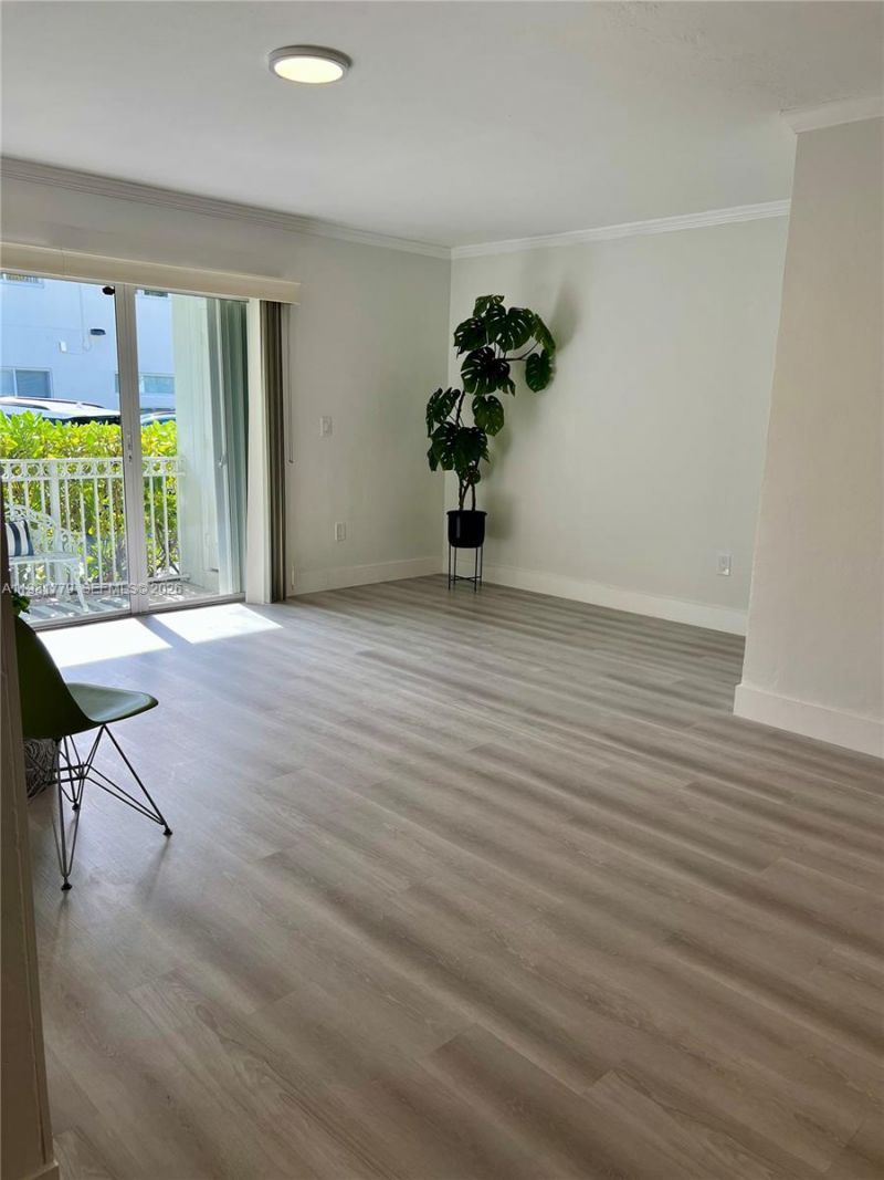 290 Sunrise Dr , Unit 1-H, Key Biscayne, FL 33149 Photo