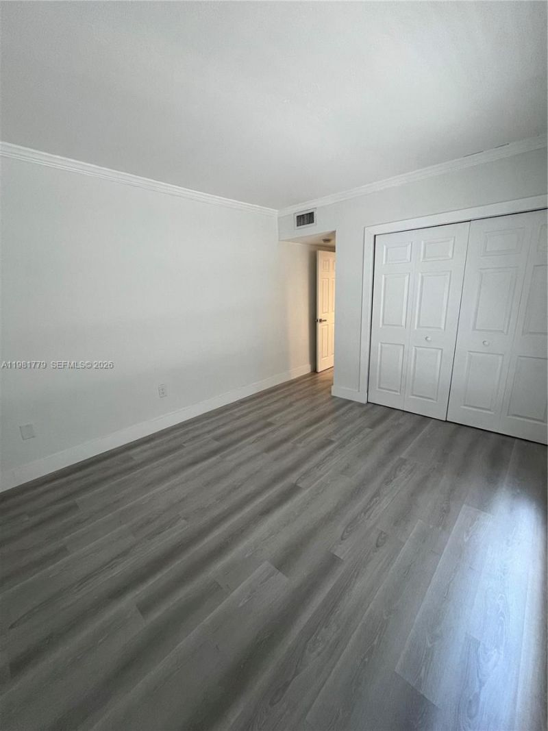 290 Sunrise Dr, Unit 1-H, Key Biscayne, FL 33149 Photo