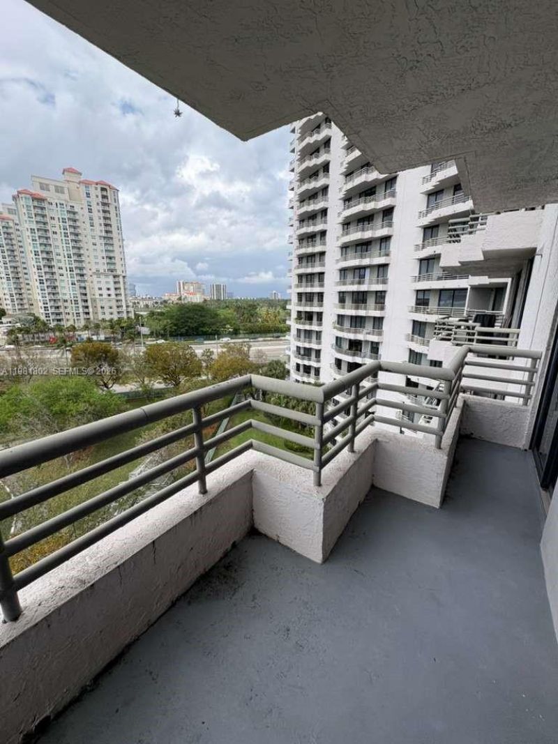 3300 NE 191st St, Unit 801, Aventura, FL 33180 Photo