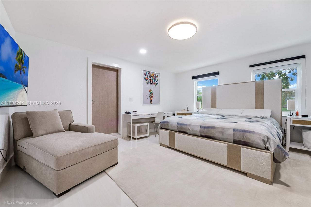 7235 SW 39th St, Miami, FL 33155 Photo