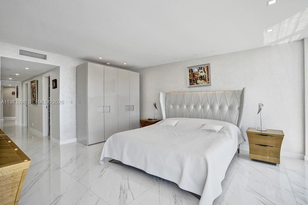 2800 Island Blvd, Unit 3005, Aventura, FL 33160 Photo