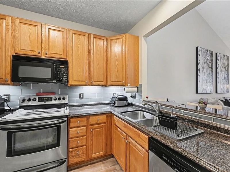 2265 Limestone Way, Miamisburg, OH 45342 Photo 10