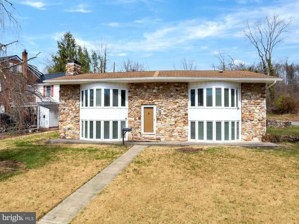 17 SUNSET ROAD, LEWISTOWN, PA 17044