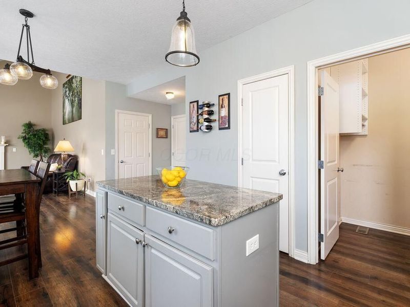 5953 Seager Drive, Westerville, OH 43081 Photo 10