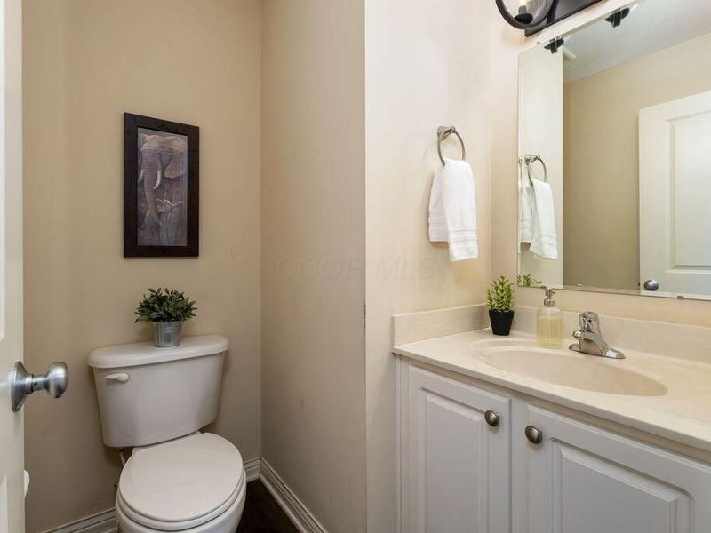 5953 Seager Drive, Westerville, OH 43081 Photo 7