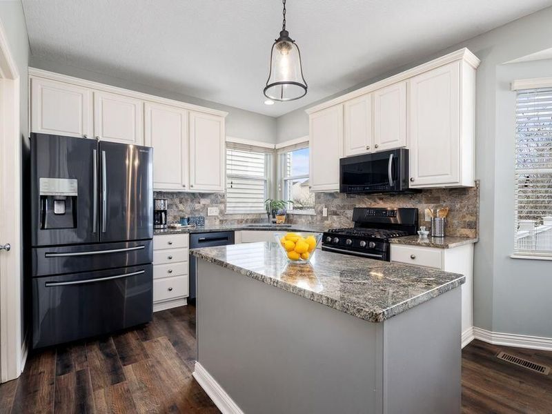 5953 Seager Drive, Westerville, OH 43081 Photo 8