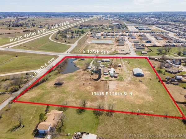 13415 E 126th Street N, Collinsville, OK 74021