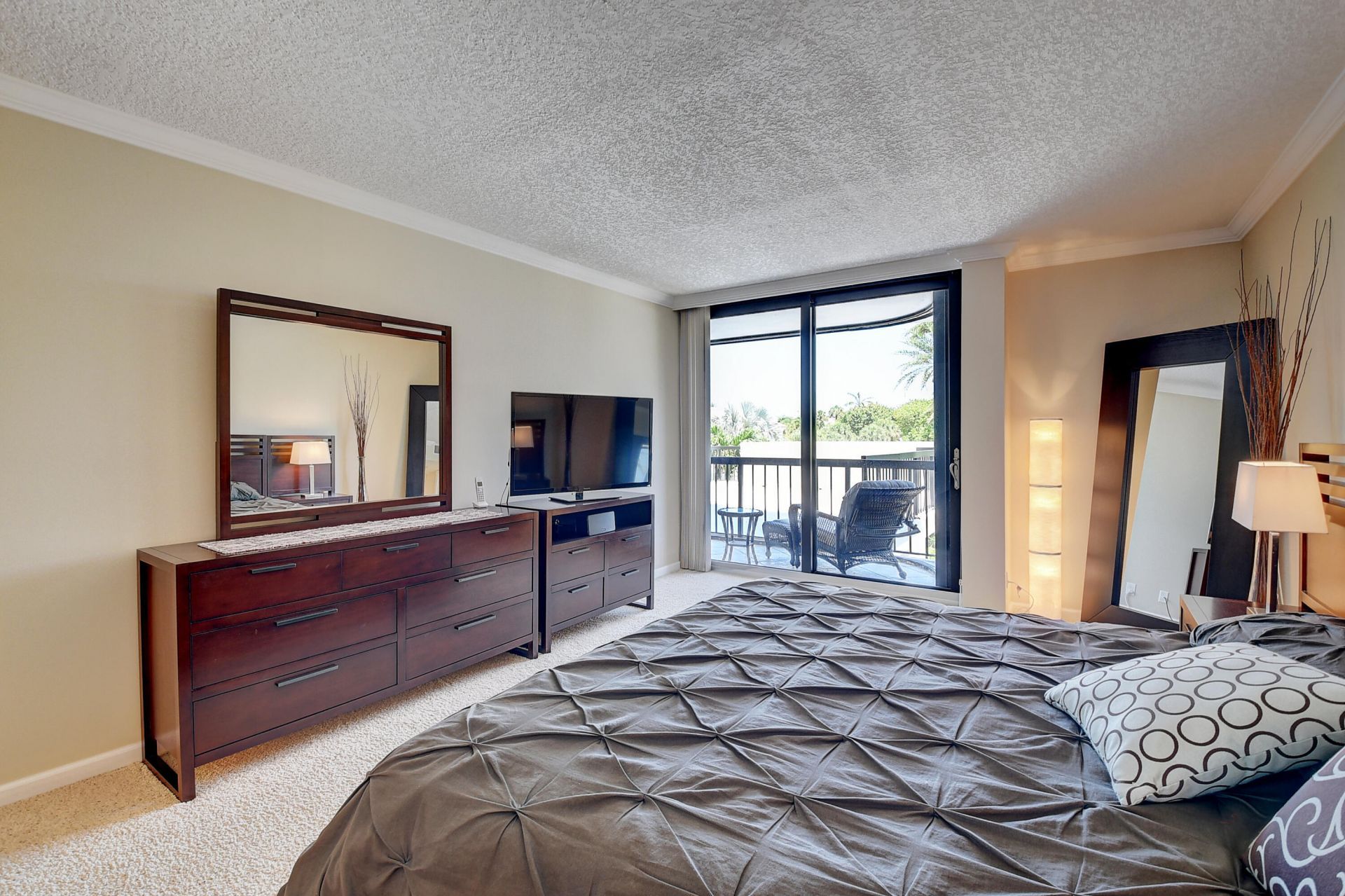 4748 S Ocean Boulevard, Unit 203, Highland Beach, FL 33487 Photo