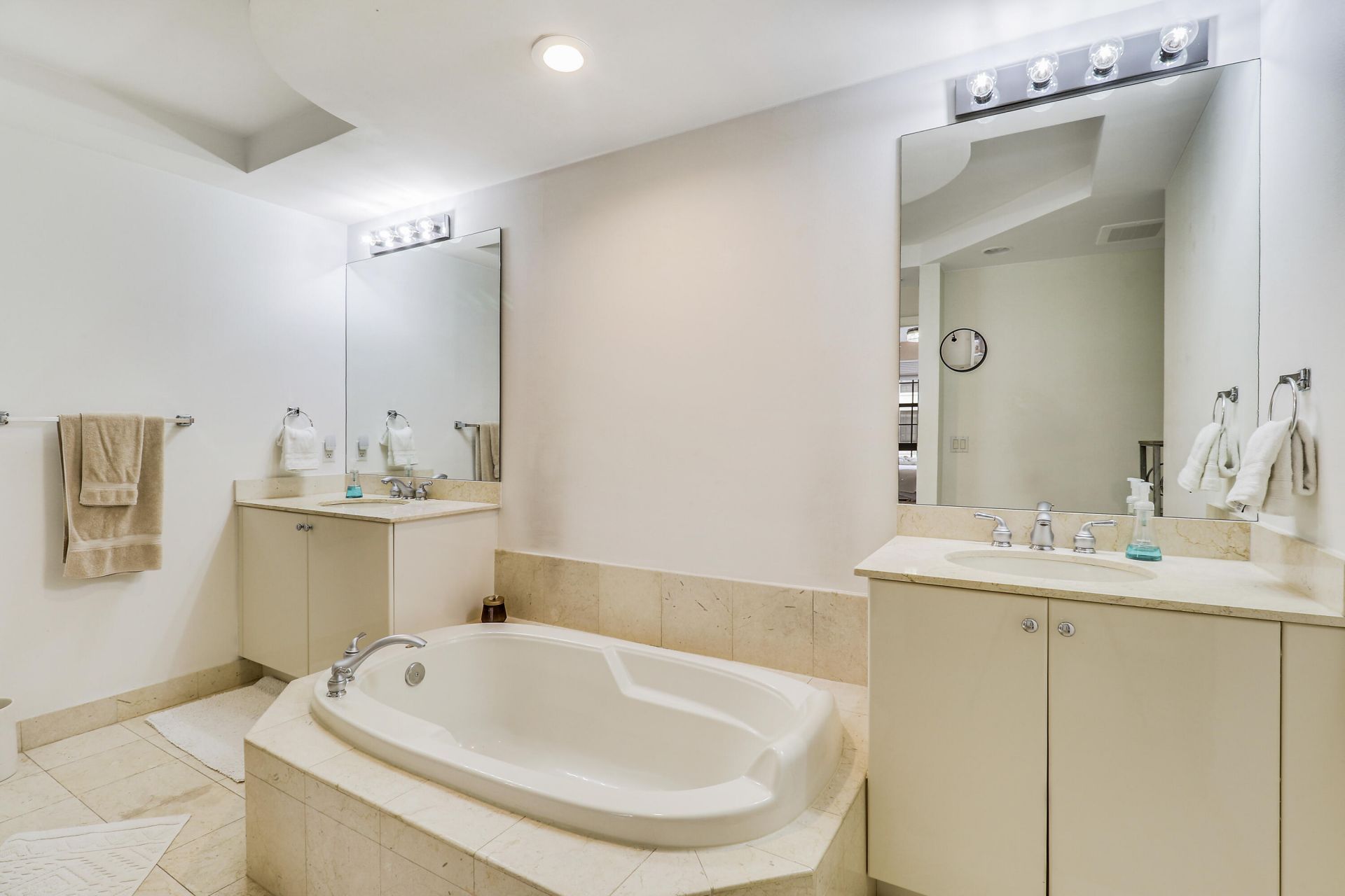 801 S Olive Avenue, Unit 1515, West Palm Beach, FL 33401 Photo