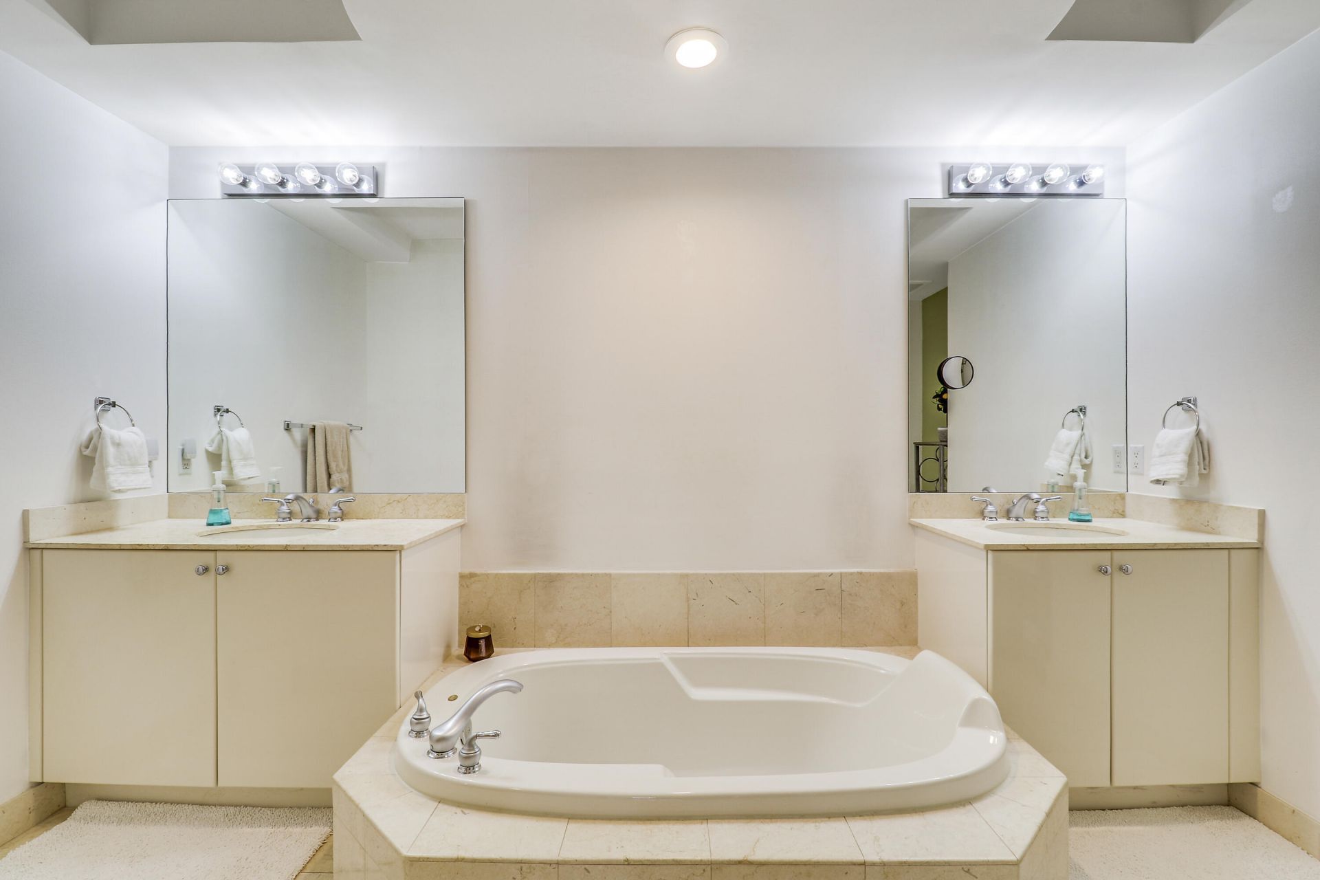 801 S Olive Avenue, Unit 1515, West Palm Beach, FL 33401 Photo