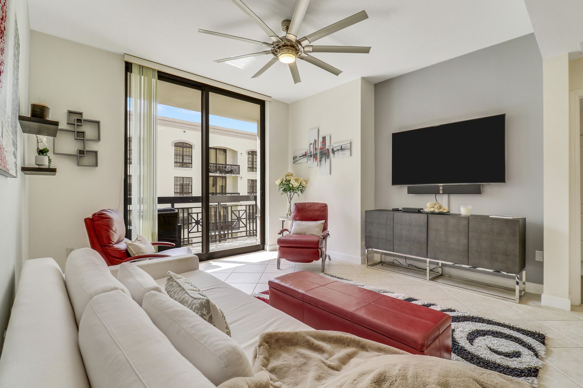 801 S Olive Avenue, Unit 1515, West Palm Beach, FL 33401 Photo