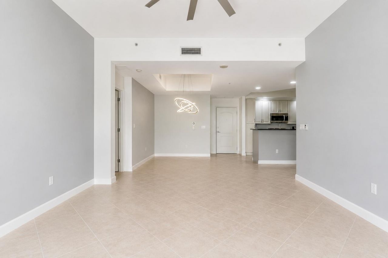 801 S Olive Avenue, Unit 1515, West Palm Beach, FL 33401 Photo