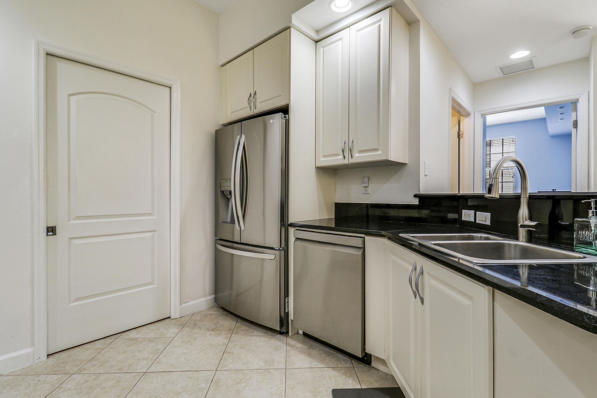 801 S Olive Avenue, Unit 1515, West Palm Beach, FL 33401 Photo