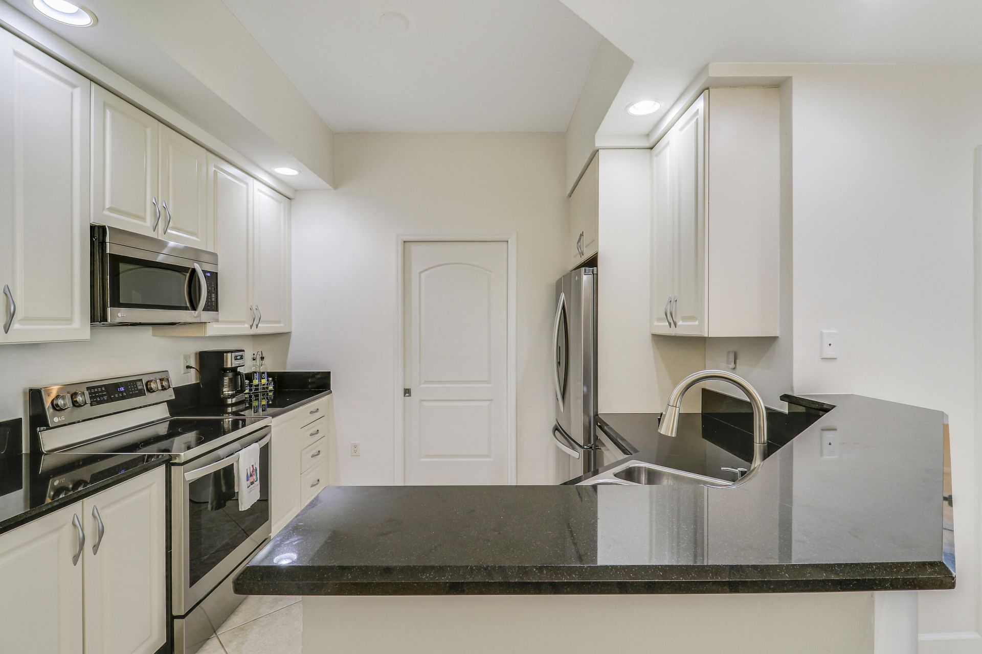 801 S Olive Avenue, Unit 1515, West Palm Beach, FL 33401 Photo