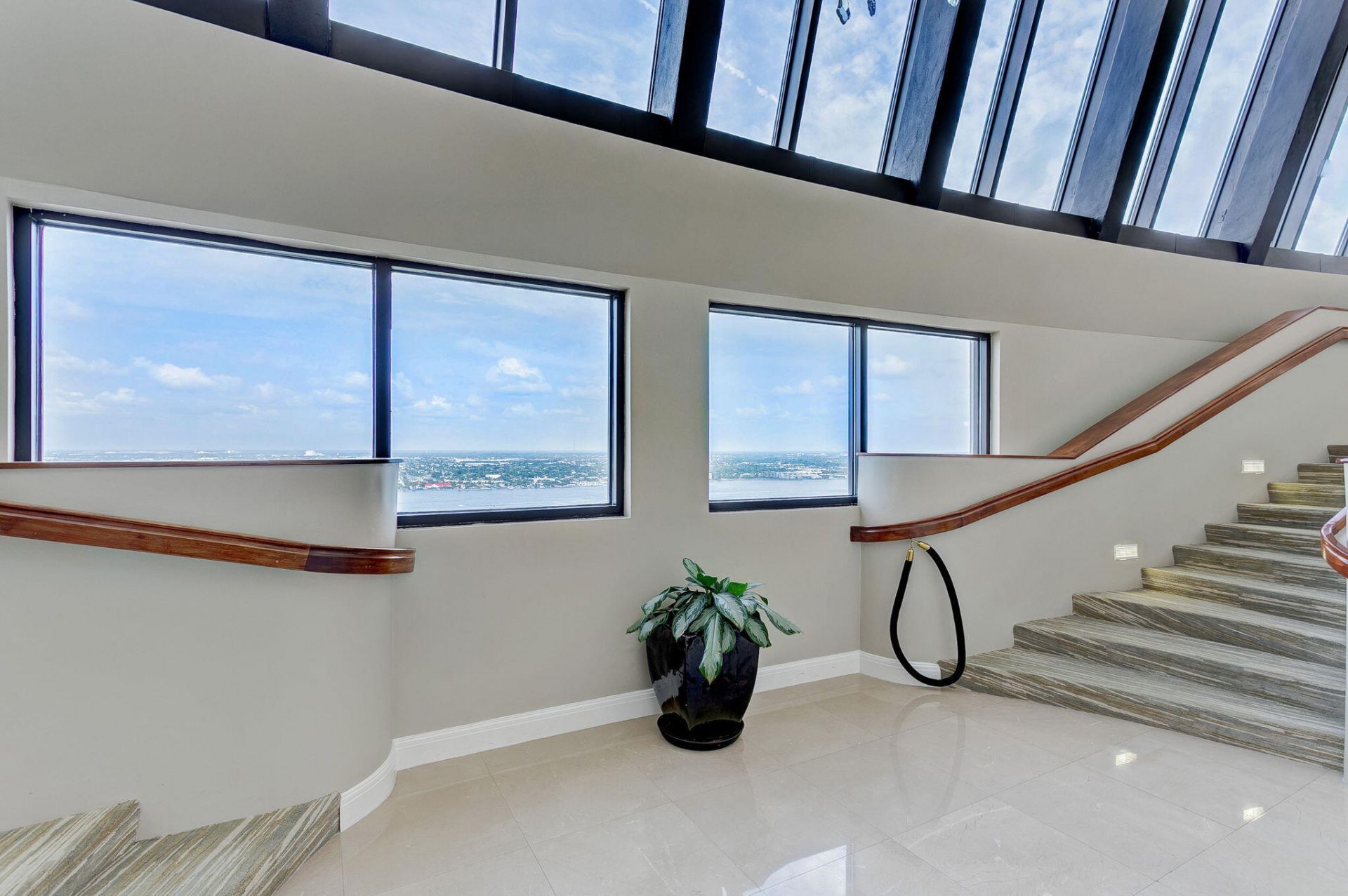 3000 N Ocean Drive, Riviera Beach, FL 33404 Photo