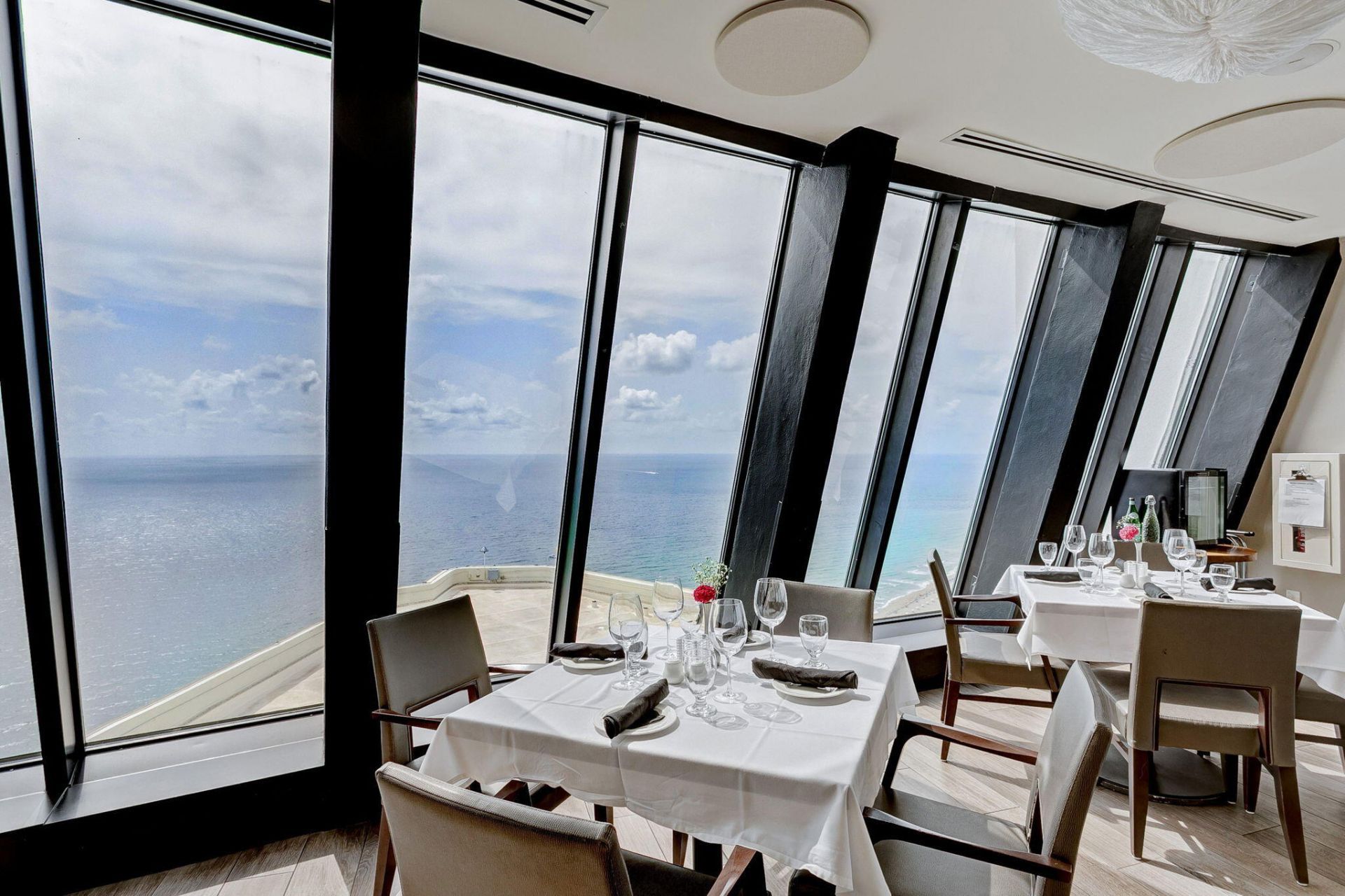 3000 N Ocean Drive, Riviera Beach, FL 33404 Photo