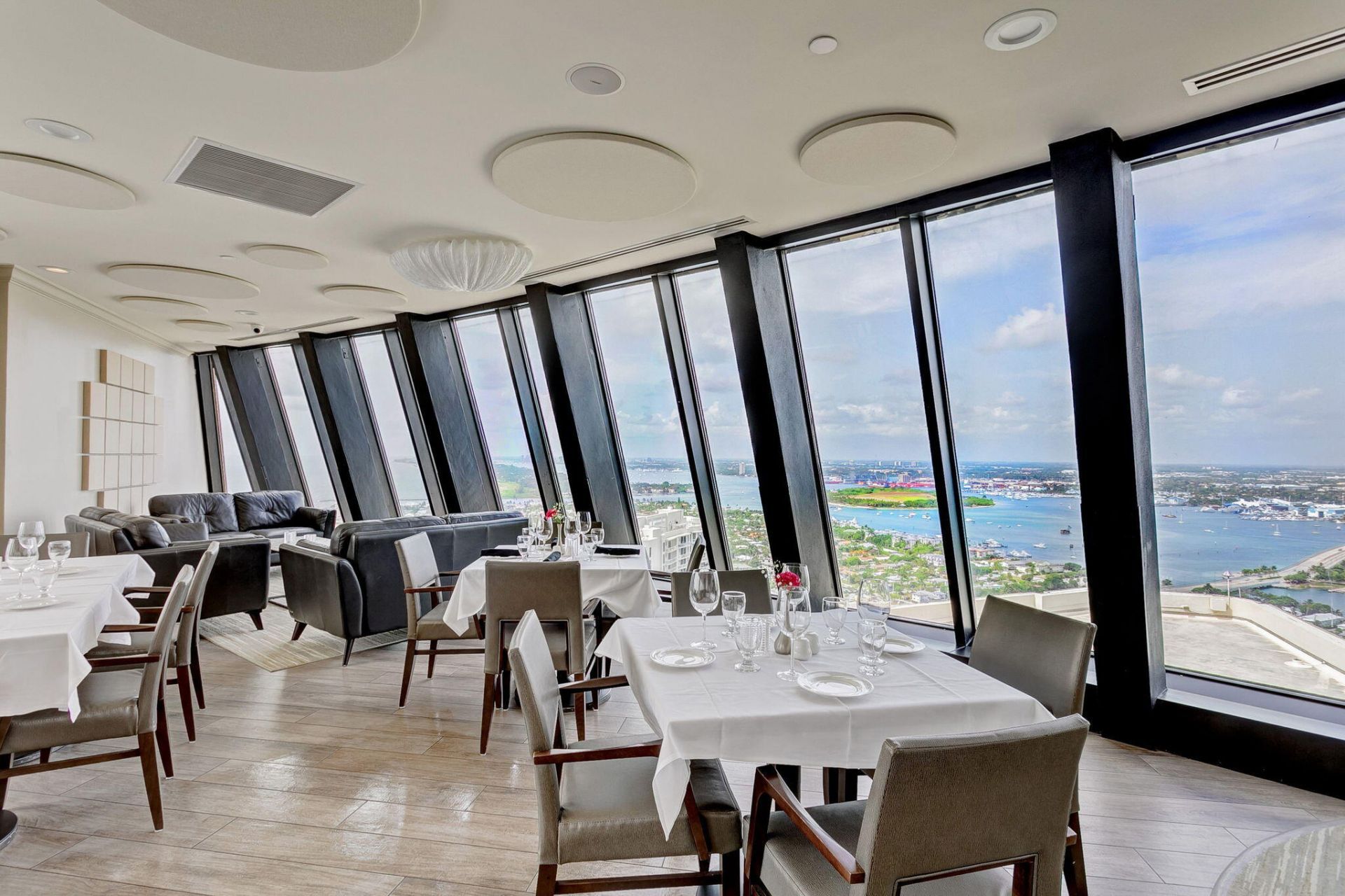 3000 N Ocean Drive, Riviera Beach, FL 33404 Photo