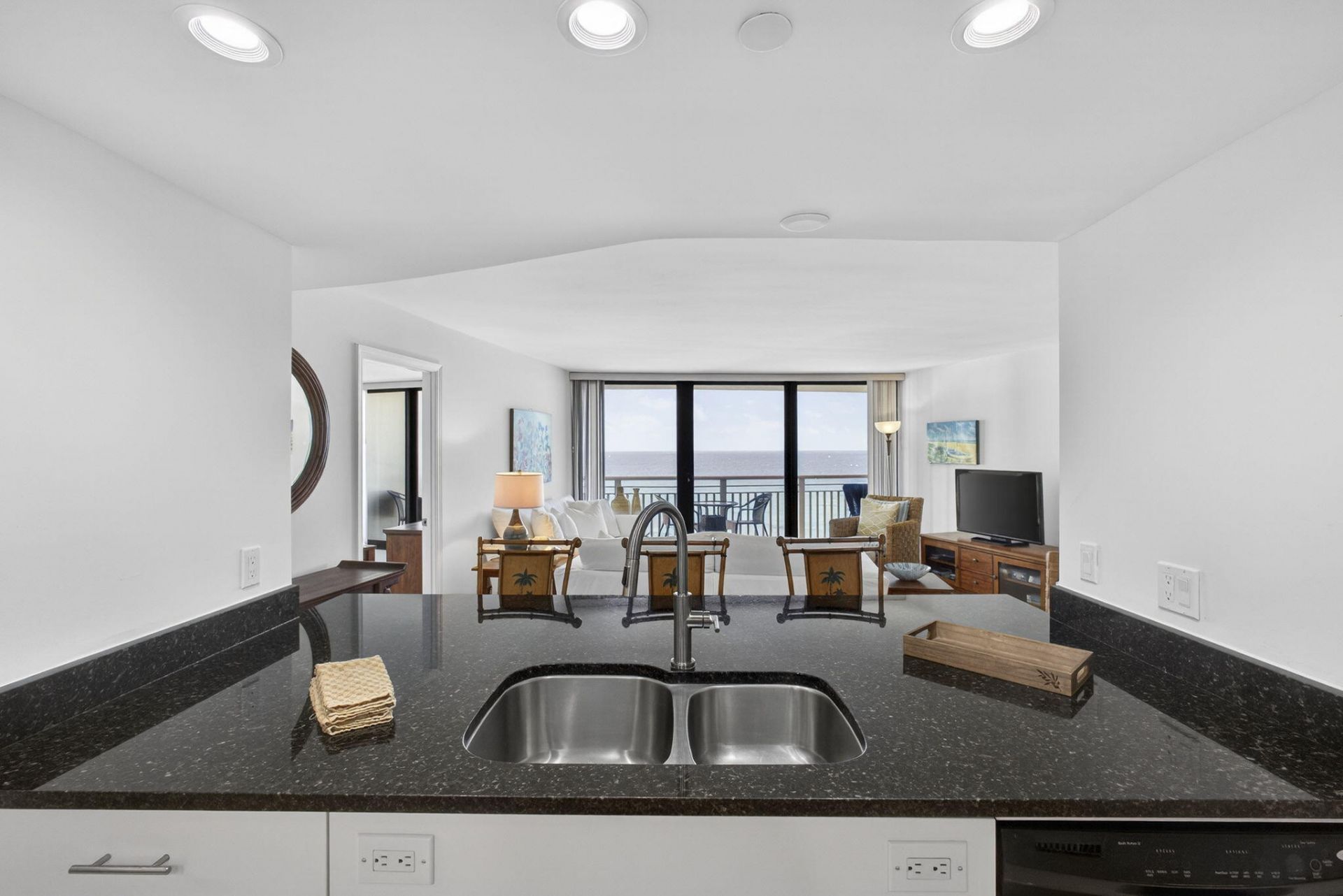 3000 N Ocean Drive, Riviera Beach, FL 33404 Photo