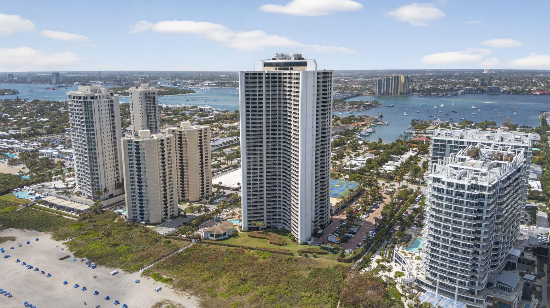 3000 N Ocean Drive, Riviera Beach, FL 33404 Photo