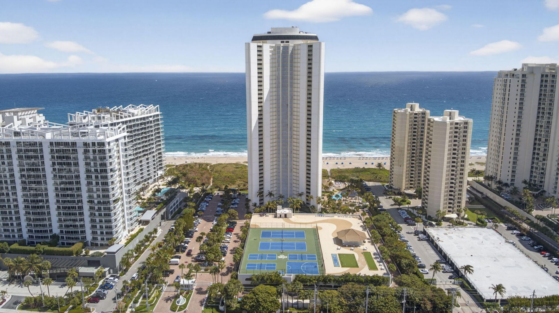 3000 N Ocean Drive, Riviera Beach, FL 33404 Photo