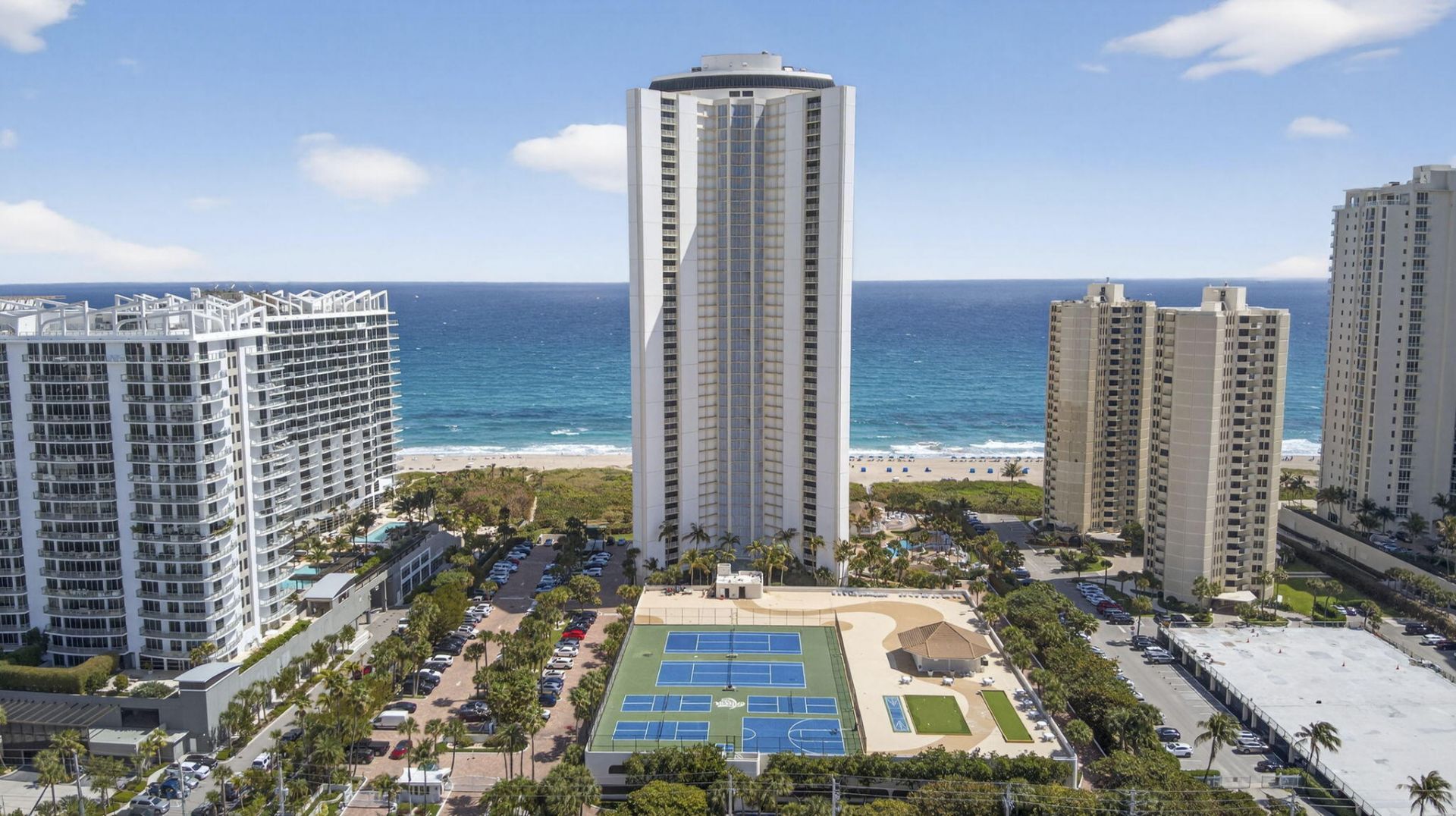 3000 N Ocean Drive, Riviera Beach, FL 33404 Photo