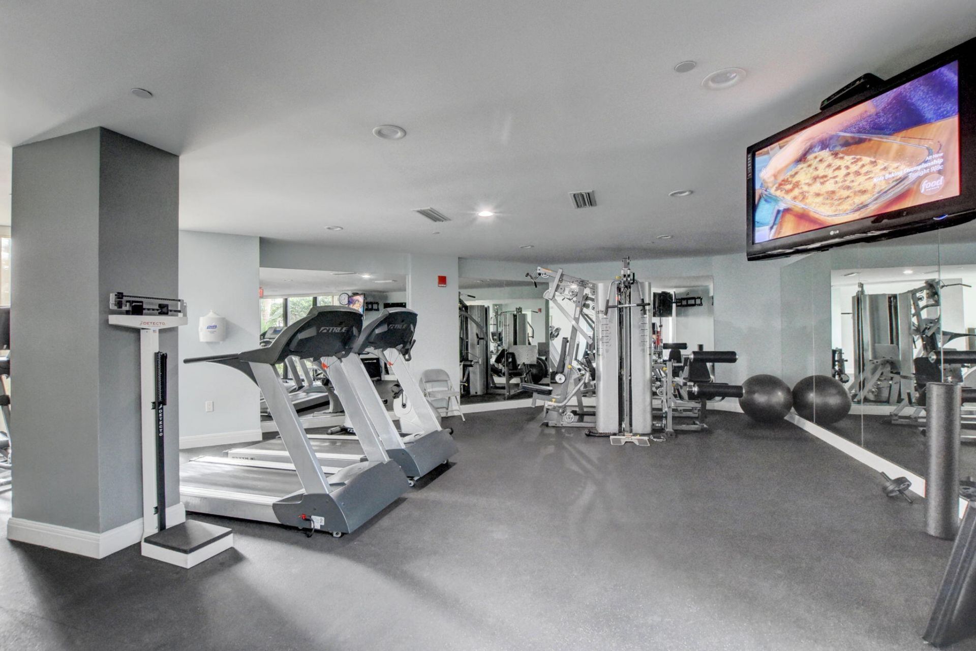 3000 N Ocean Drive, Riviera Beach, FL 33404 Photo