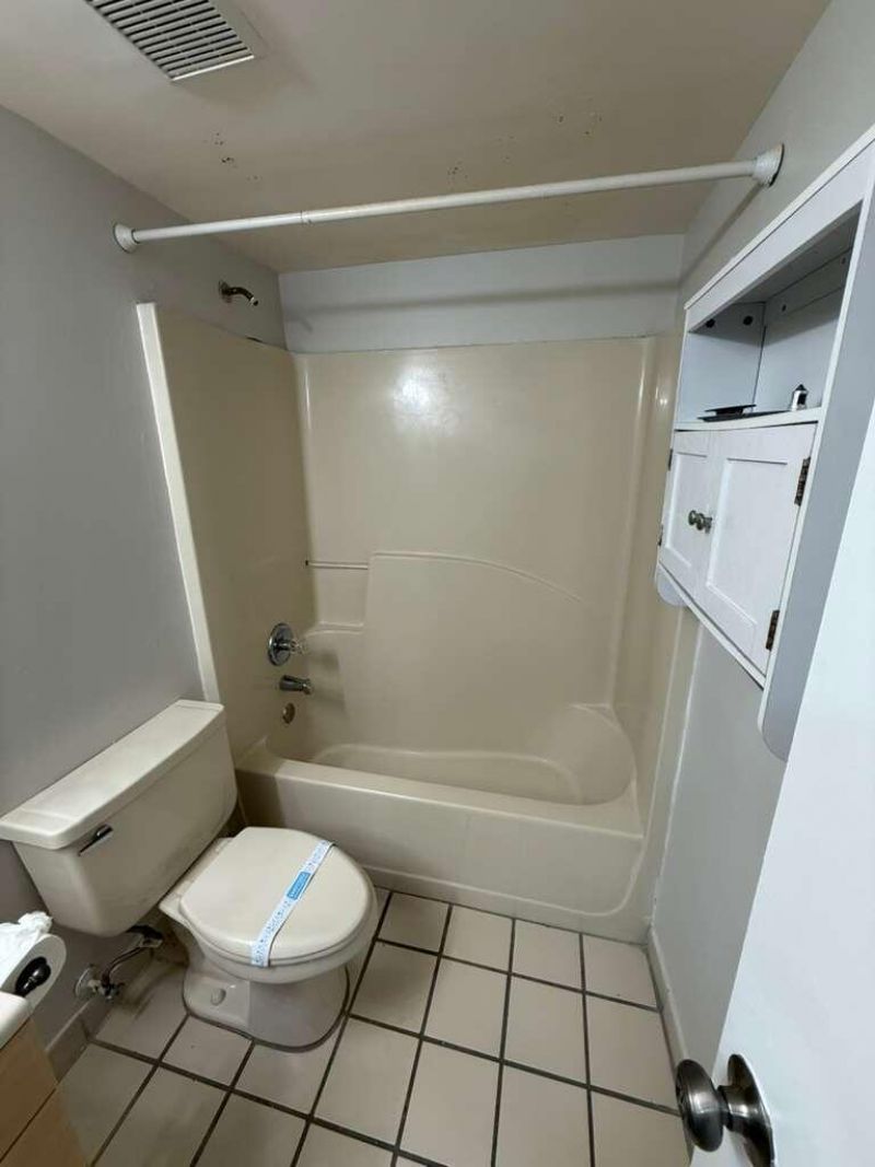 3610 N 56th Avenue, Unit 205, Hollywood, FL 33021 Photo