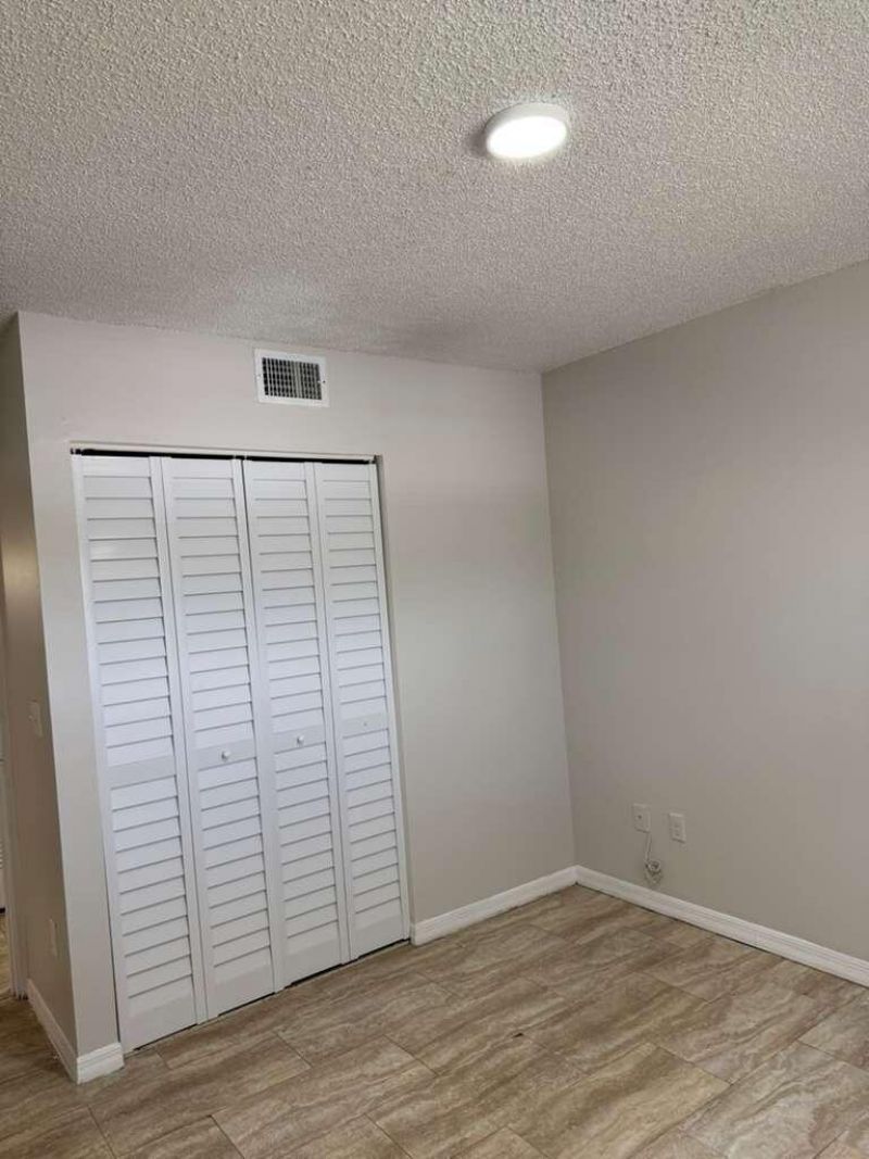3610 N 56th Avenue, Unit 205, Hollywood, FL 33021 Photo