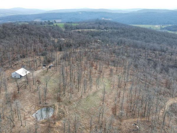 553 Madison 6615, Huntsville, AR 72740