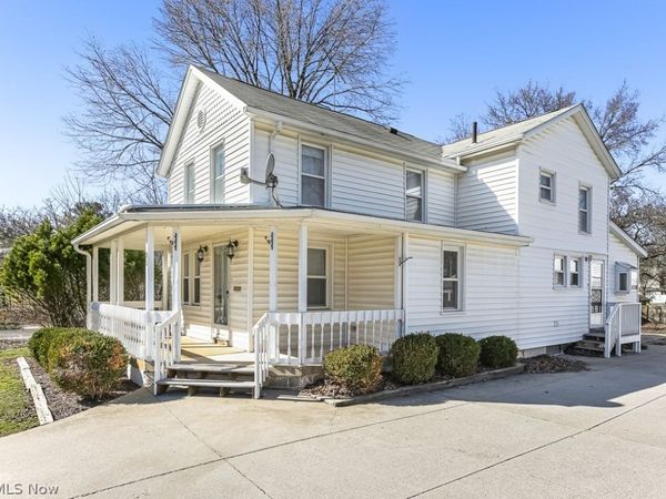 85 Maple Drive, Hudson, OH 44236